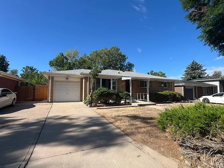 12372 E 30th Ave — Photo 1