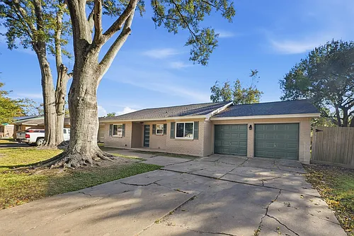 5002 Cedar Creek Dr Photo 1