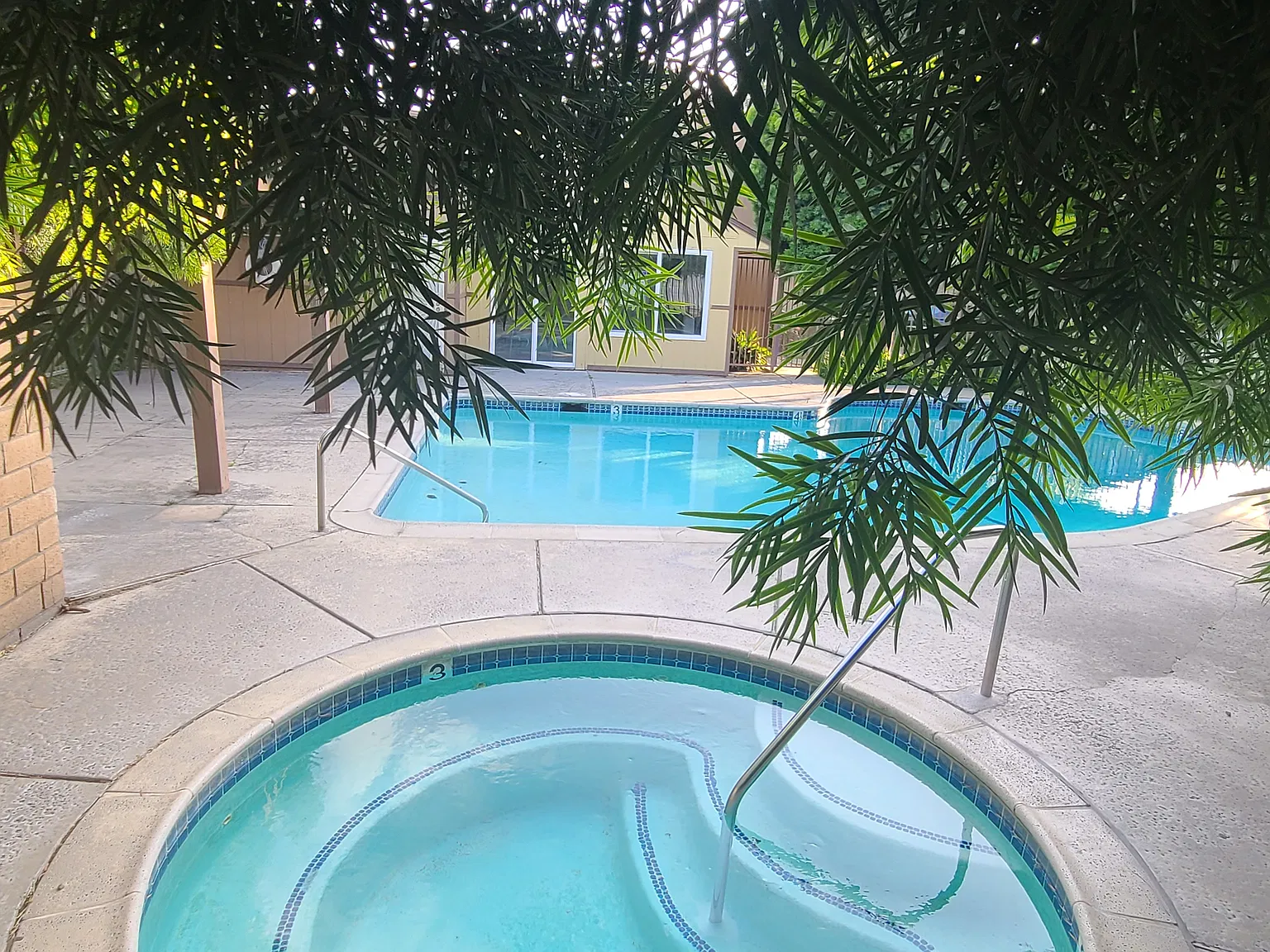 12828 Ramona Blvd — Photo 4