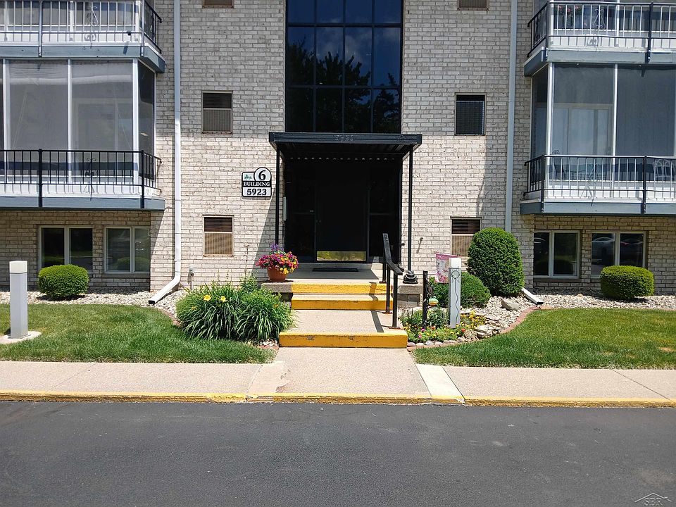 1st image of 5923 W Michigan Ave #71