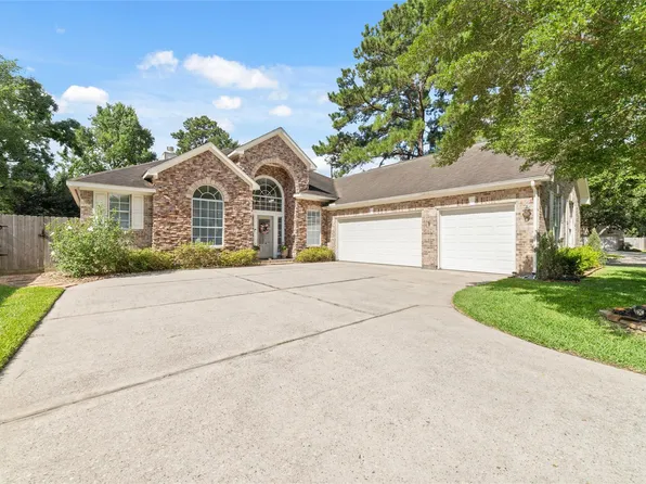127 Hawknest Ct, Conroe, TX 77384