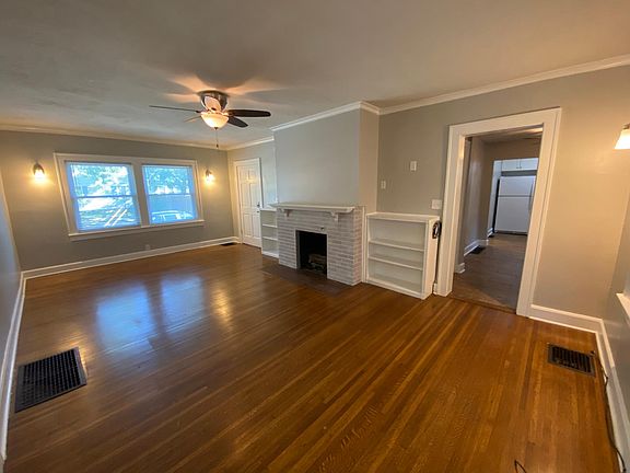 4th image of 6389 Broadway St #B