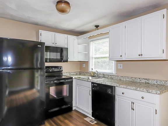 3rd image of 56 Jetwood St #1