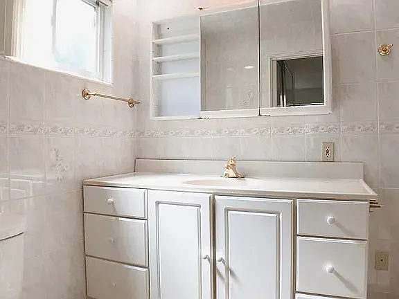 1050 Paintbrush Dr — Photo 9
