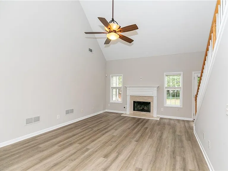 1134 Nathan Mauldin Dr — Photo 7