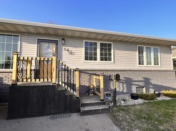 670 12th St SW, Huron, SD 57350