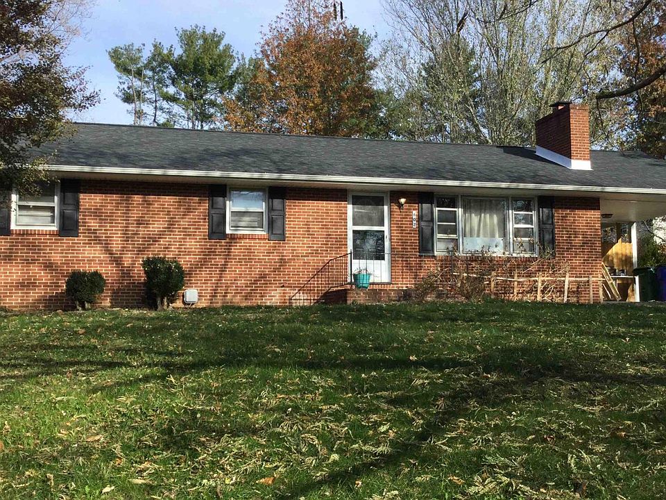 1st image of 602 Broce Dr