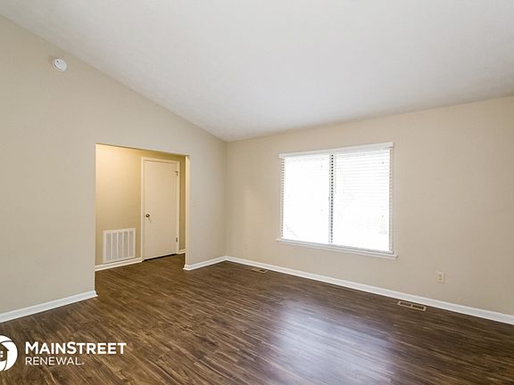 4th image of 6909 Timbers East Dr
