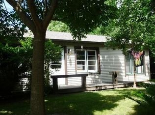 634 S Concord Rd, Oconomowoc, WI 53066