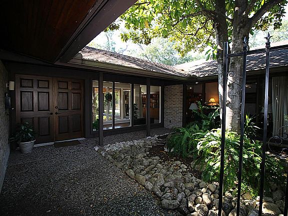 5th image of 119 Driftwood Dr