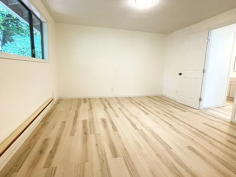 1714 Susan Ct SE — Photo 16