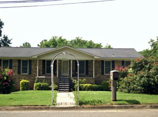 4013 Cedar Gate Rd NW, Huntsville, AL 35810