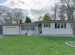 210 Dayl Dr, Berlin, CT 06037