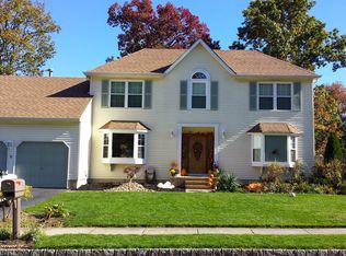 8 Cambridge Dr, Howell, NJ 07731