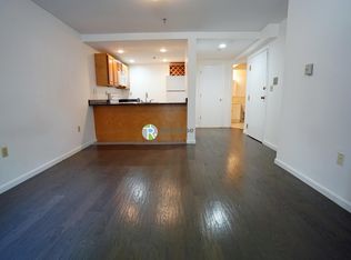 28 Queensberry St APT B, Boston, MA 02215