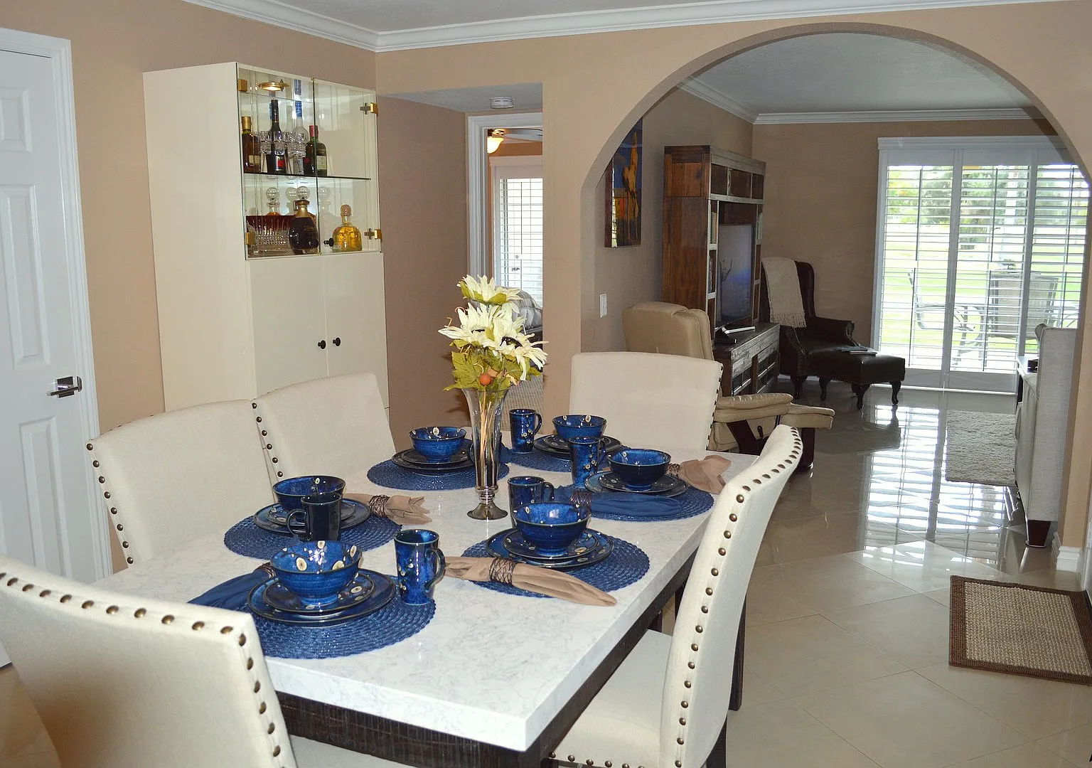 Mesquite Country Club Furnished End Unit. Seasonal — Photo 1
