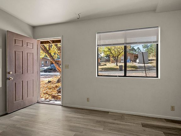 3rd image of 30 E Calle Contenta Unit 1