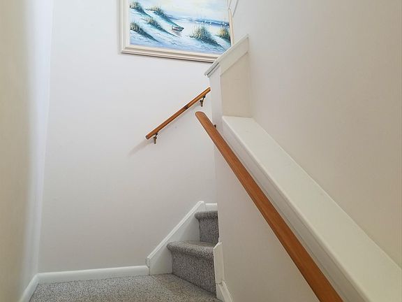 5th image of 1300 Asbury Ave APT 2