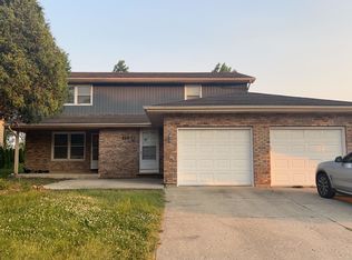 308 Maple St, Sugar Grove, IL 60554