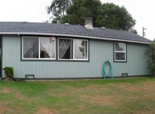 1057 Maryland Ave, Coos Bay, OR 97420