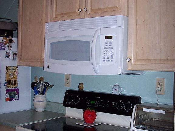 Another part of the kitchen