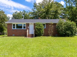 806 Bates St, Jacksonville, NC 28540