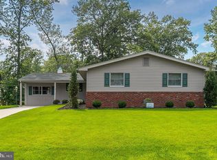 718 Whitman Dr, Turnersville, NJ 08012