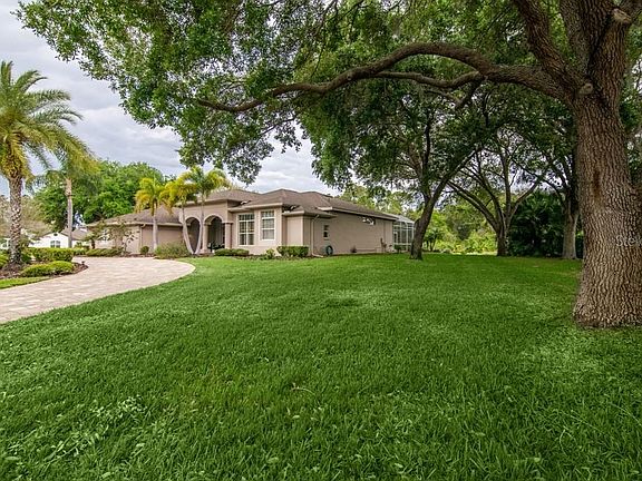 3rd image of 3565 Justin Dr