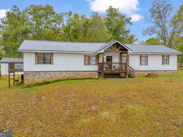 1060 Stephen St, Greensboro, GA 30642