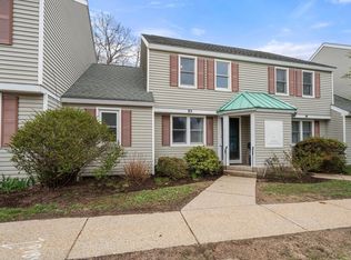 85 Victoria Heights Rd UNIT 85, Hyde Park, MA 02136