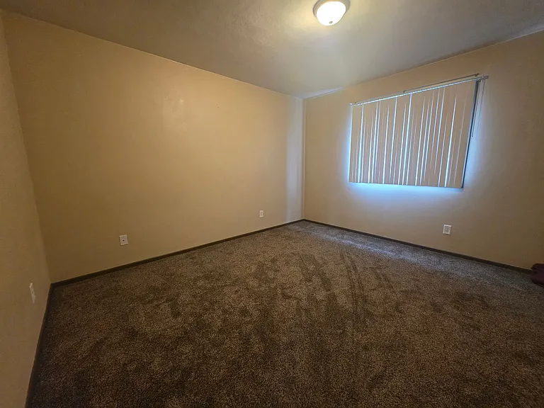 3609 Joan Dr — Photo 3