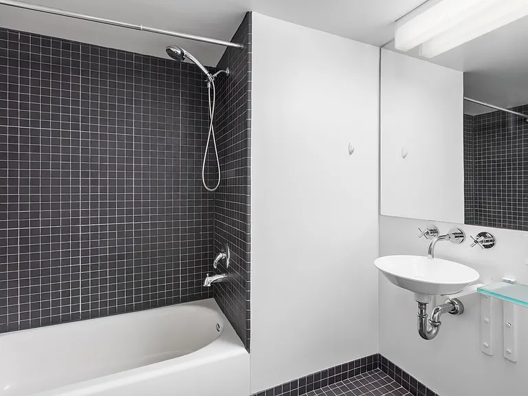 855 Folsom St #521 — Photo 8