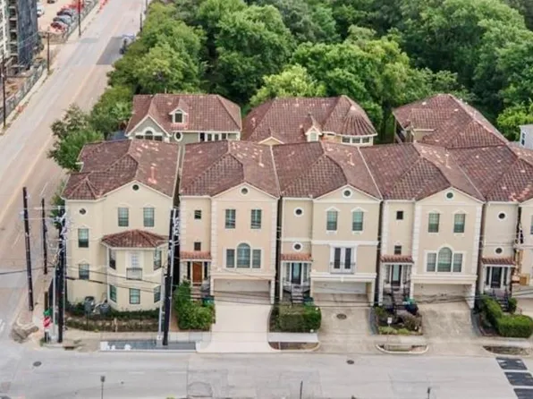 1013 Gross St, Houston, TX 77019