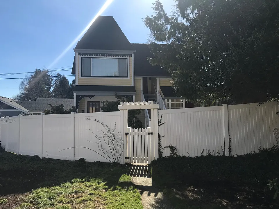 515 Foote St SW #2