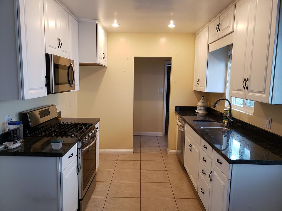 1st image of 3840 W 135th St