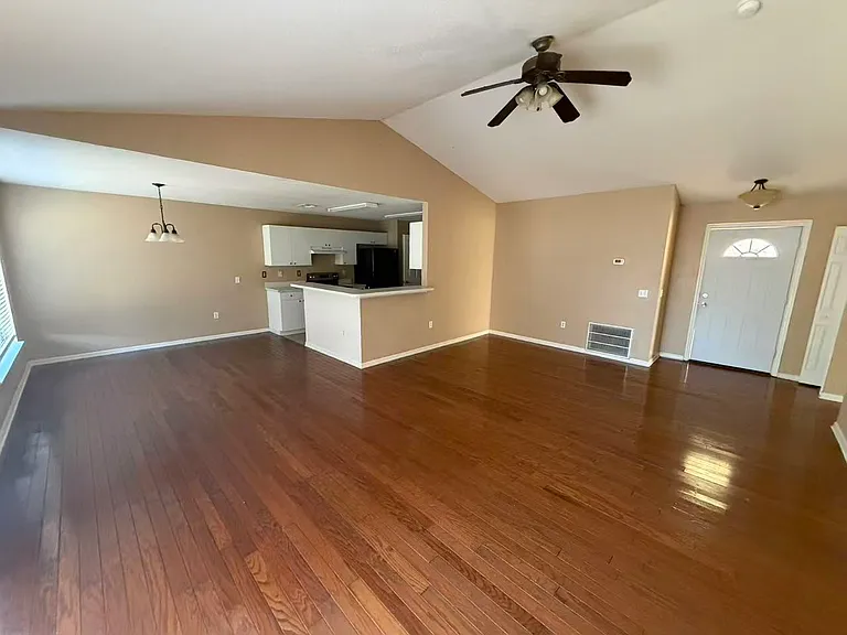 717 Cockatoo Ct — Photo 11