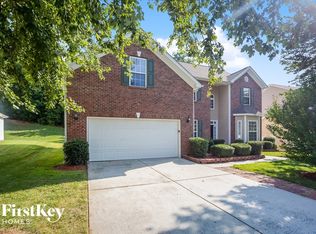 3620 Lees Crossing Dr, Charlotte, NC 28213