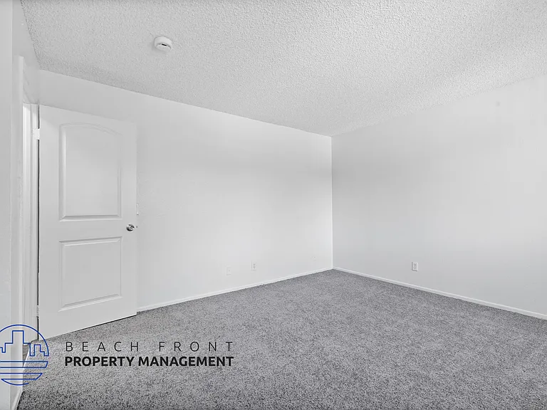 2315 Earl Avenue — Photo 46