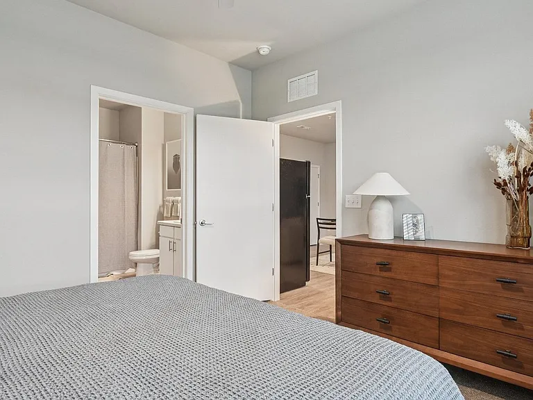Authentix South Elgin — Photo 10