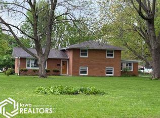 602 S Walnut St, Mount Pleasant, IA 52641