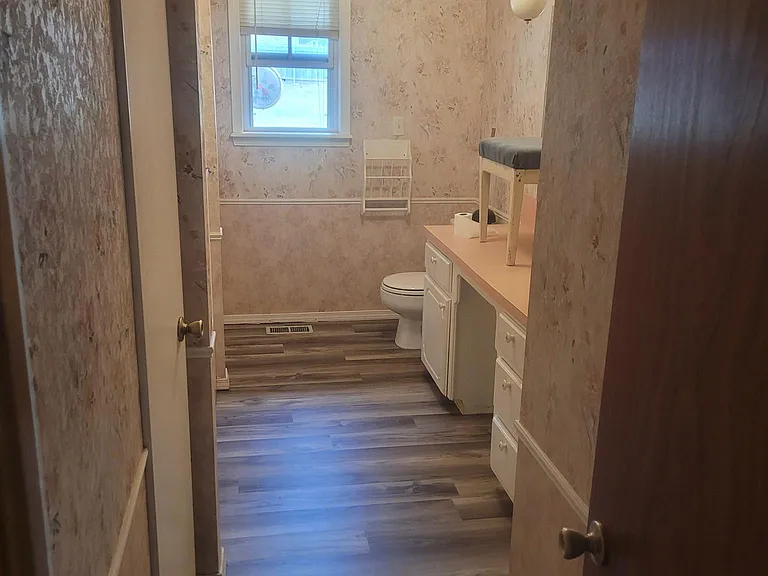 800 Sasha Ln — Photo 9