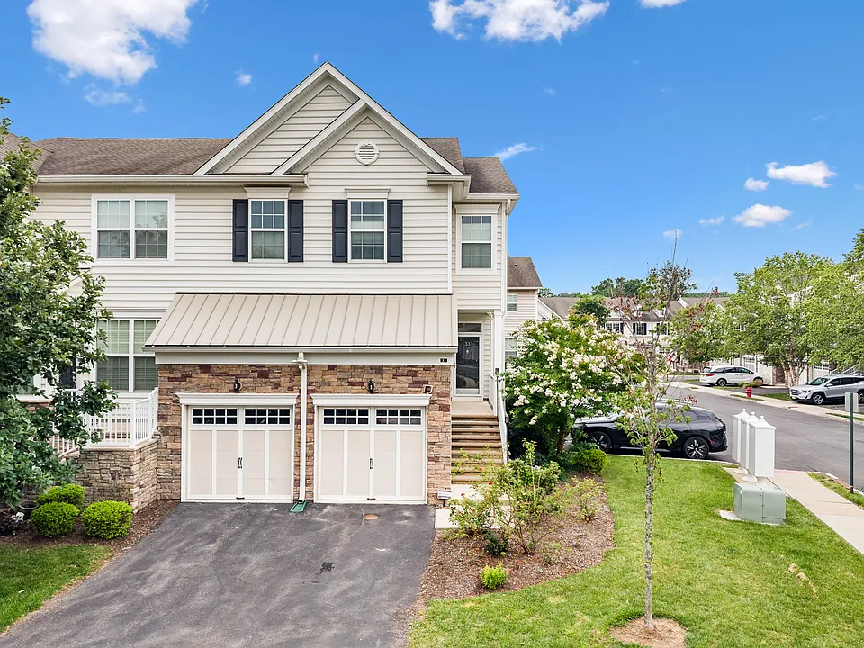 33 Cortland Pl