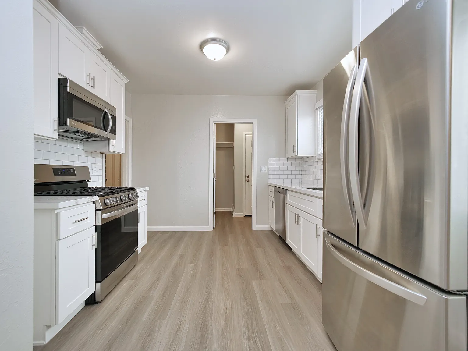 378 N Delaware St APT 5 photo 1