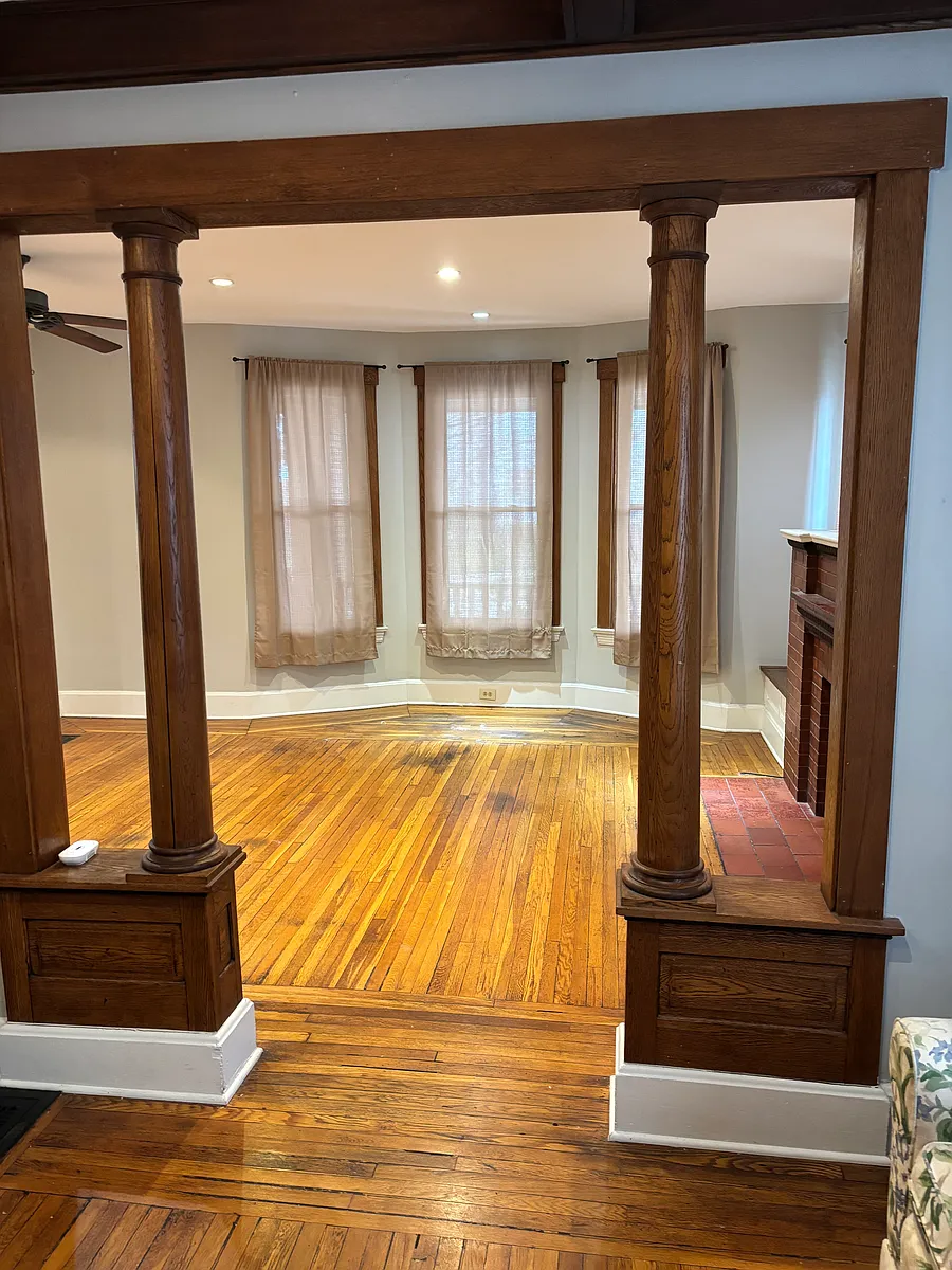 Building Photo - 7401 Franklin Blvd #1