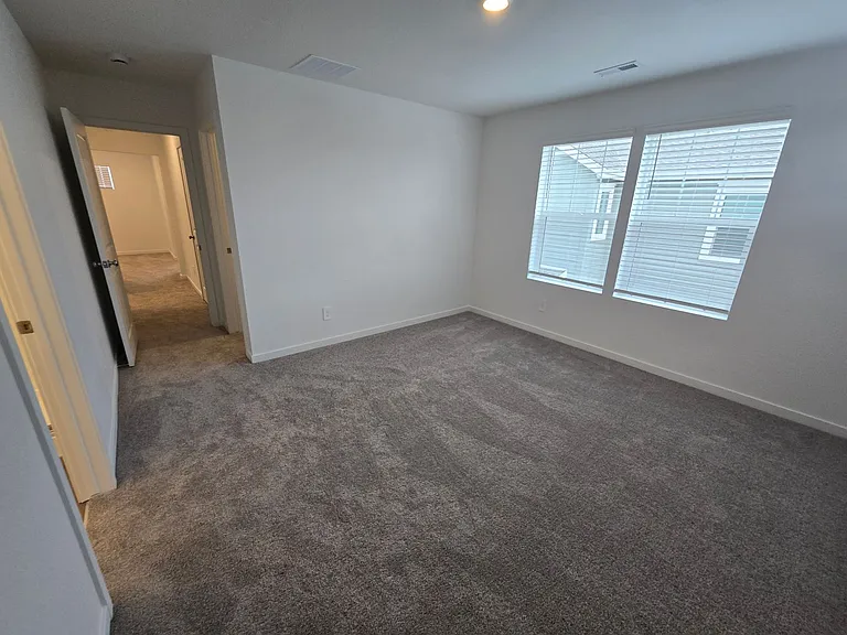 15274 Clayton St — Photo 12