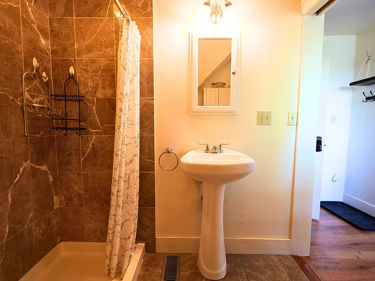 1761 Harpswell Islands Rd #C — Photo 11