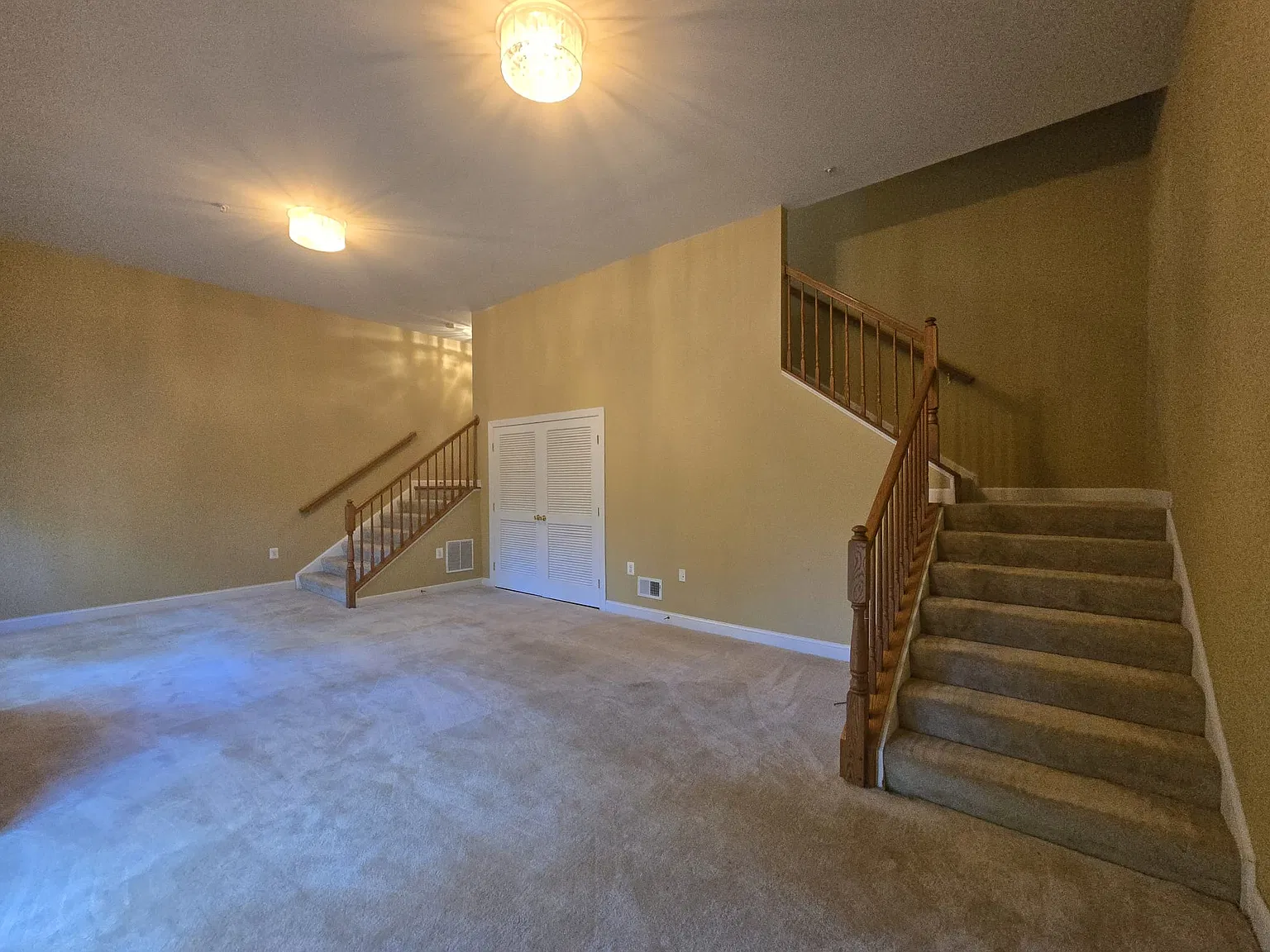 3 bed, 2.5 bath, 2088 sqft, $2,850 — Photo 3