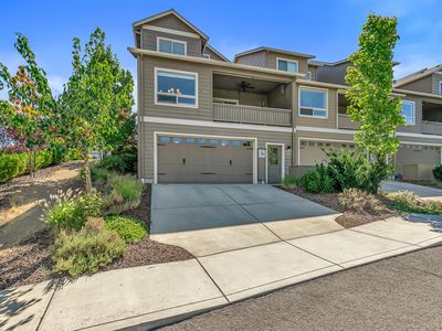 969 Camelot Dr, Ashland, OR, 97520