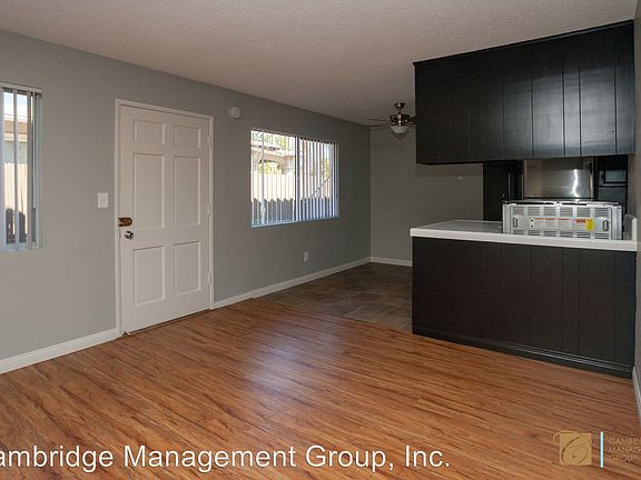 5th image of 3746 31st St APT 02