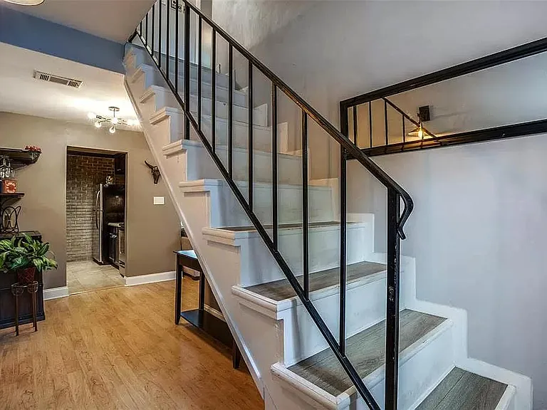 4039 Cole Ave #102 — Photo 4